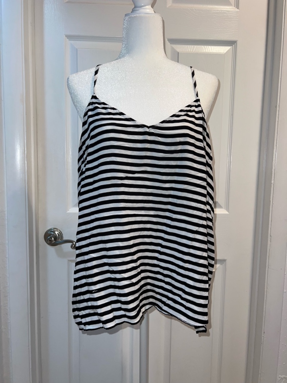 Old Navy Black & White Striped Spaghetti Strap Camisole size XL
